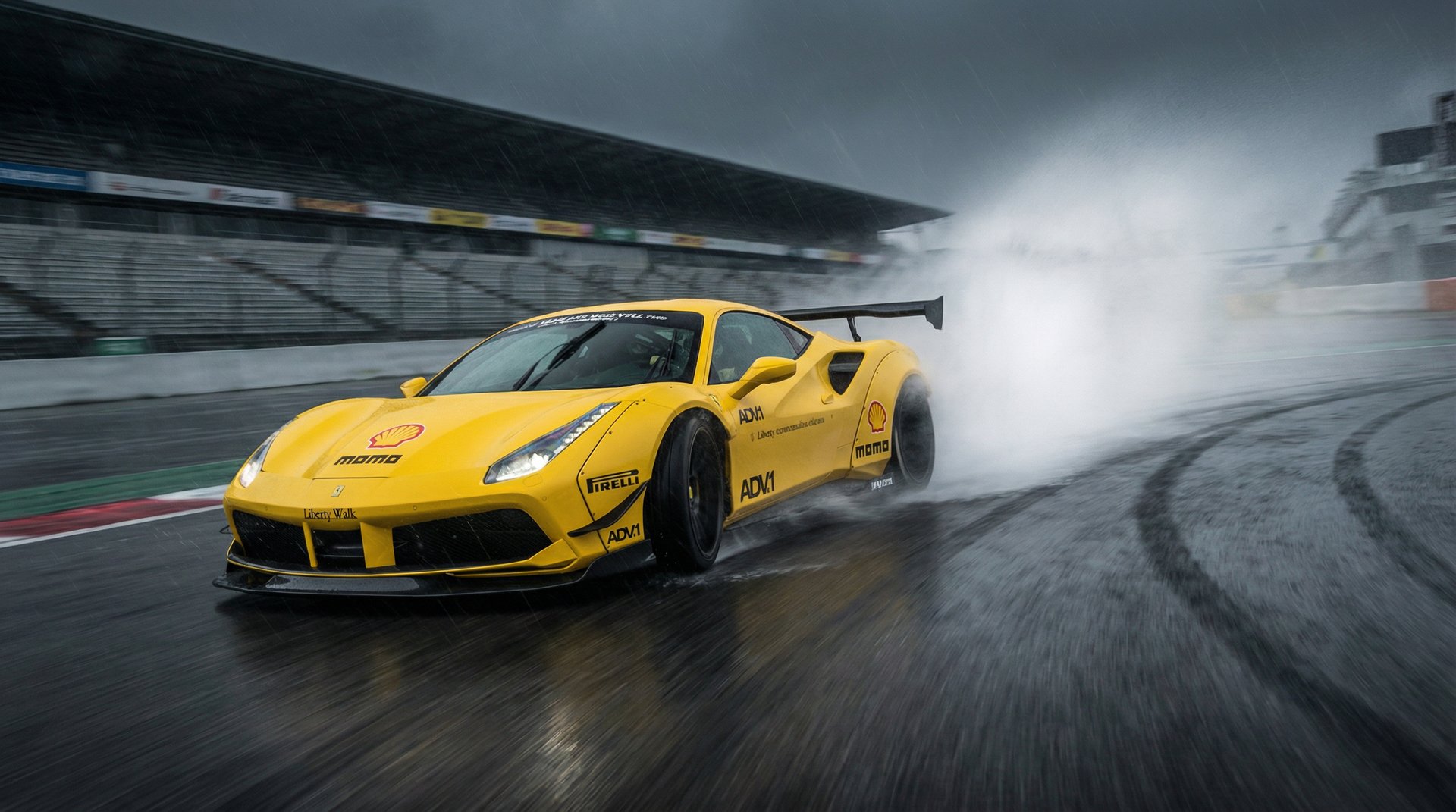 黄色仓库雨战赛道视频